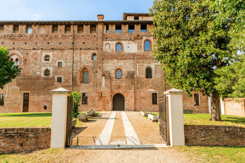 Castello-di-Lardirago